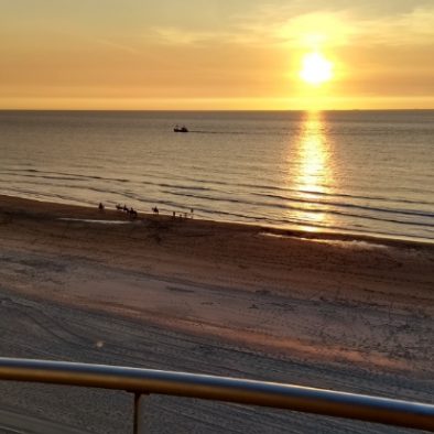 zeezicht oostende vakantie montebello appartement vakantieverhuur zeedijk